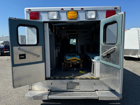 2009 Ford F450 Modular Ambulance (Double)