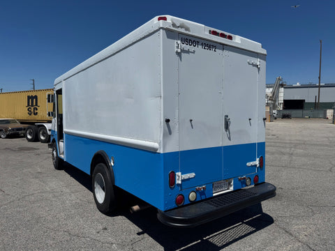 2004 Workhorse Step Van (Double)