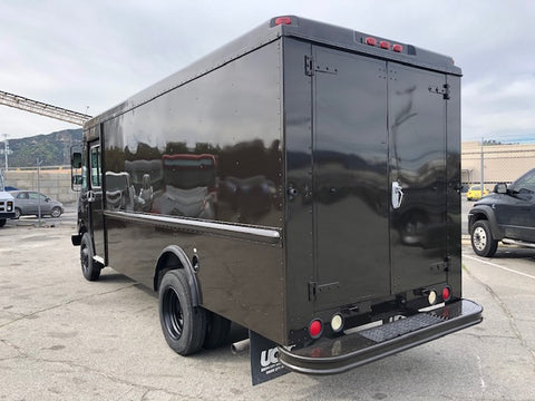 2004 Workhorse Step Van (Double)