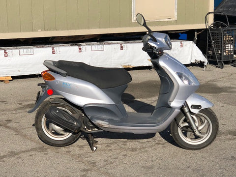 M2007 Piaggio Fly Scooter