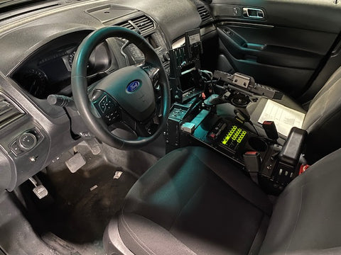 2016 Ford Explorer Police SUV (Double)