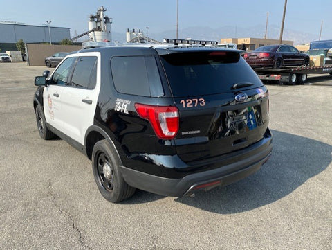 2016 Ford Explorer Police SUV (Double)