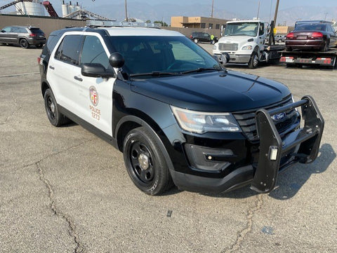 2016 Ford Explorer Police SUV (Double)
