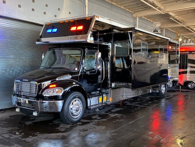 2018 Freightliner "Commander" SWAT Command Center