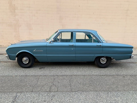 1962 Ford Falcon (double)