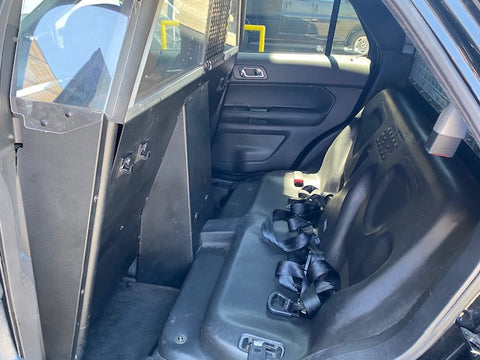 2016 Ford Explorer Police SUV (Double)