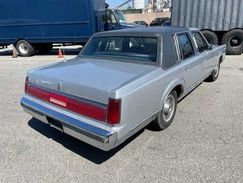 1985 Lincoln Town Car (Double)