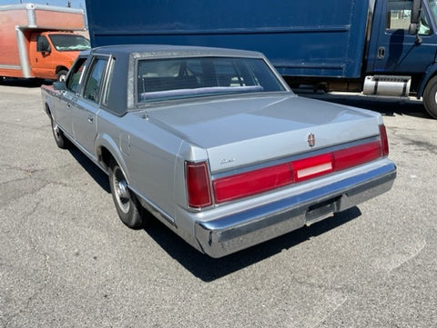 1985 Lincoln Town Car (Double)