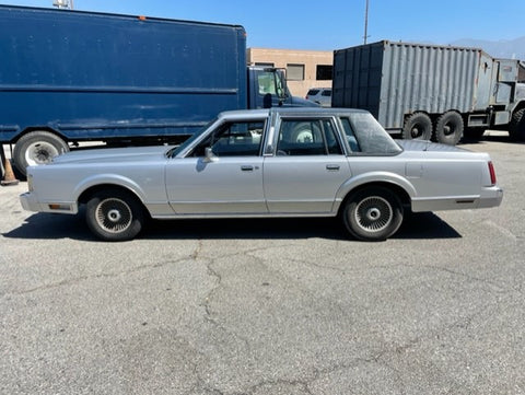1985 Lincoln Town Car (Double)