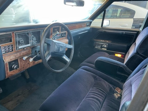1985 Lincoln Town Car (Double)