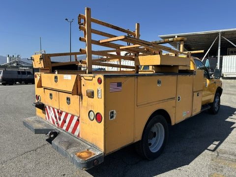 2004 Ford F550 Utility / Service Truck