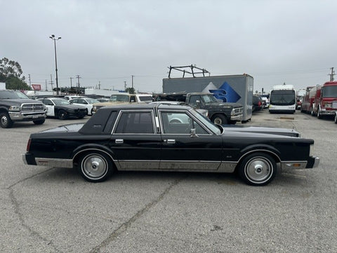 1985 Lincoln Town Car (Double)