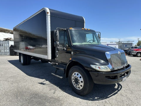 2014 International 4300 Box Truck
