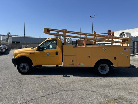 2004 Ford F550 Utility / Service Truck