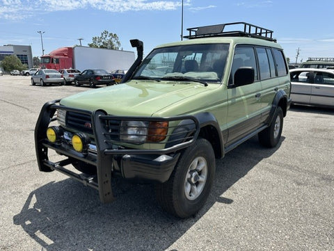 1997 Mitsubishi Montero (Double)