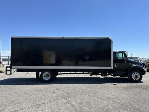2014 International 4300 Box Truck