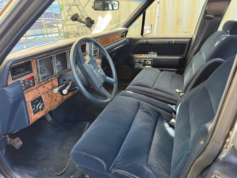 1987 Lincoln Town Car