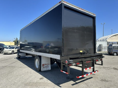 2014 International 4300 Box Truck
