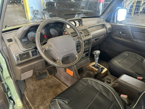 1995 Mitsubishi Montero (Double)