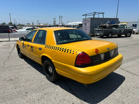 2000 Ford Crown Victoria Taxi