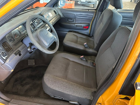 2000 Ford Crown Victoria Taxi