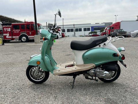 M2015 BMS Snail 50 Scooter (Double)