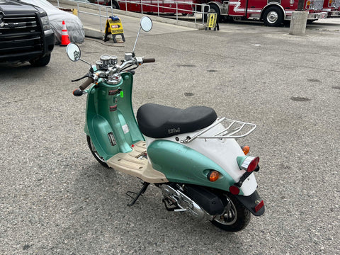 M2015 BMS Snail 50 Scooter (Double)