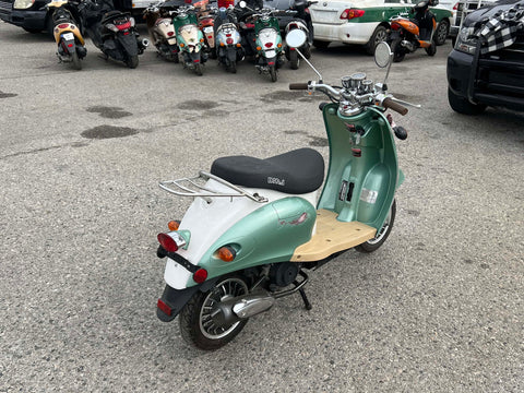 M2015 BMS Snail 50 Scooter (Double)