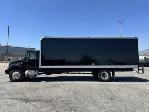 2014 International 4300 Box Truck