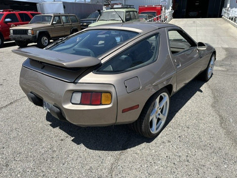 1986 Porsche 928