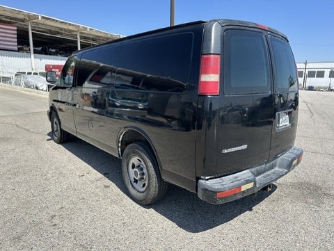 2004 GMC Savana Van