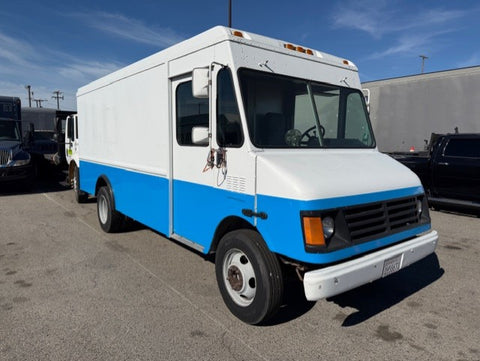 2004 Workhorse Step Van (Double)