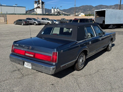 1987 Lincoln Town Car