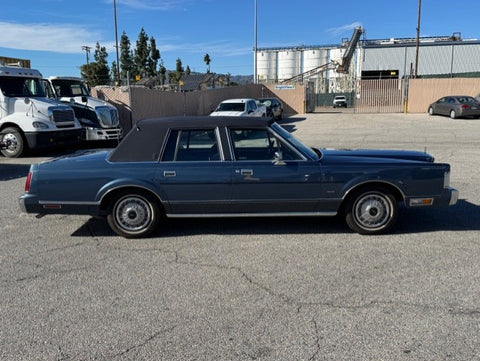 1987 Lincoln Town Car