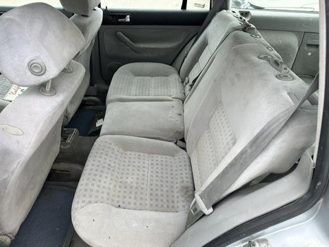 2003 Volkswagen Jetta Wagon (Doubles)
