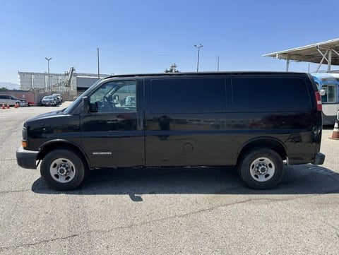 2004 GMC Savana Van