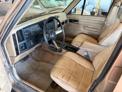 1992 Jeep Cherokee (Doubles)