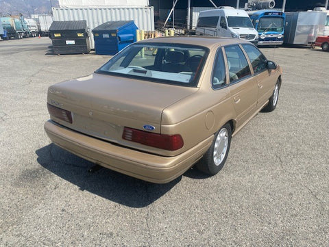 1990 Ford Taurus (Double)