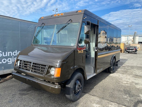 2004 Workhorse Step Van (Double)