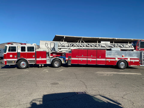 2006 KME 100' Tiller Ladder Fire truck