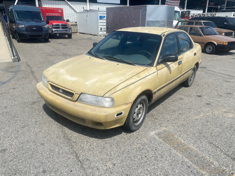 1998 Suzuki Esteem