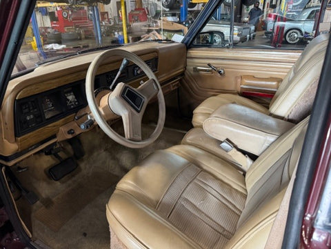 1989 Jeep Grand Wagoneer (Double)