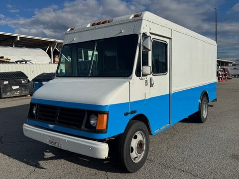 2004 Workhorse Step Van (Double)