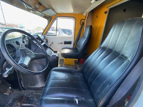 1985 Chevrolet G20 Cube Truck