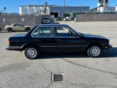 1985 BMW 318i