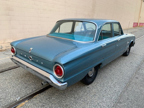 1962 Ford Falcon (double)